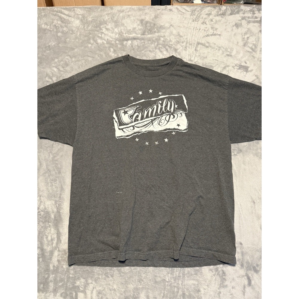 Famous Stars & Straps Shirt Mens 2XL Gray Vintage Family Travis Barker Skull